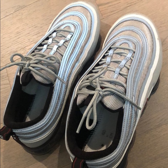 Men’s Nike Air Vapormax 97, Size 9.5 - Picture 2 of 4